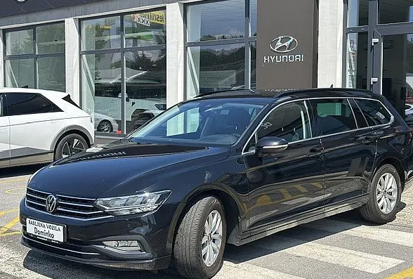 Zunanja slika - Volkswagen Passat - Variant 2.0 TDI DSG°°1.Lastnik°°Odlično ohranjen - 2