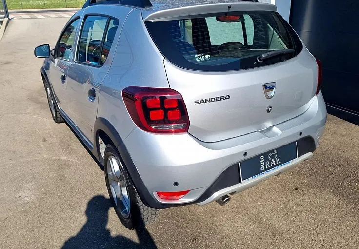 Zunanja slika - Dacia Sandero - Stepway 1.5 Blue dCi 95 VELIKI SERVIS - 5