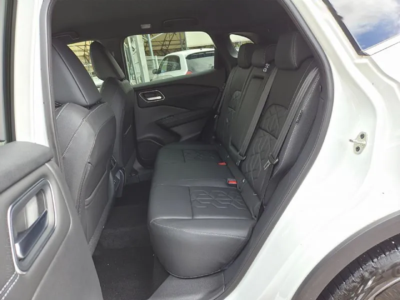 Zunanja slika - Nissan Qashqai - 1.3 DIG-T MHEV Tekna X-Tronic BREZ PANORAME - 14