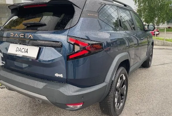 Zunanja slika - Dacia Bigster - mild hybrid 140Extreme + zimske gume - 2