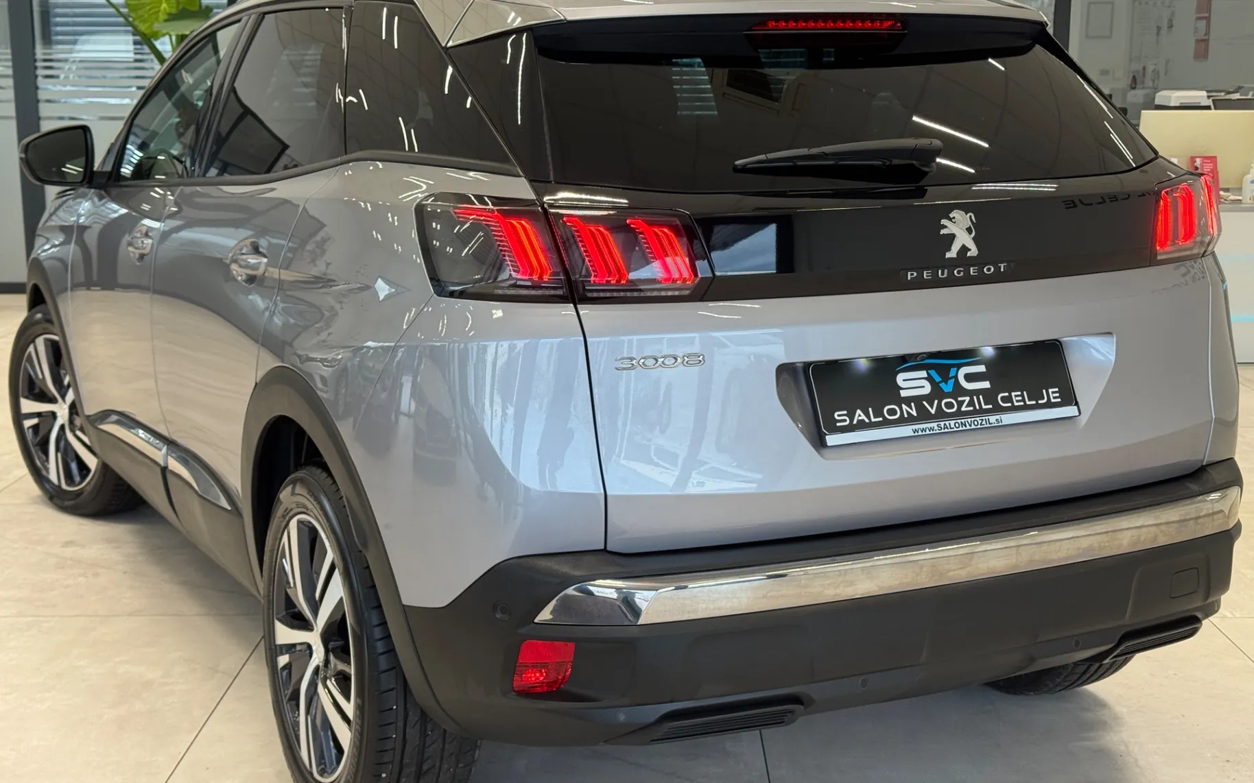 Zunanja slika - Peugeot 3008 - 1,2-130KM-ALLURE-AUT-FUL-LED-VIRTUAL-KAMERA-KEYLES - 7