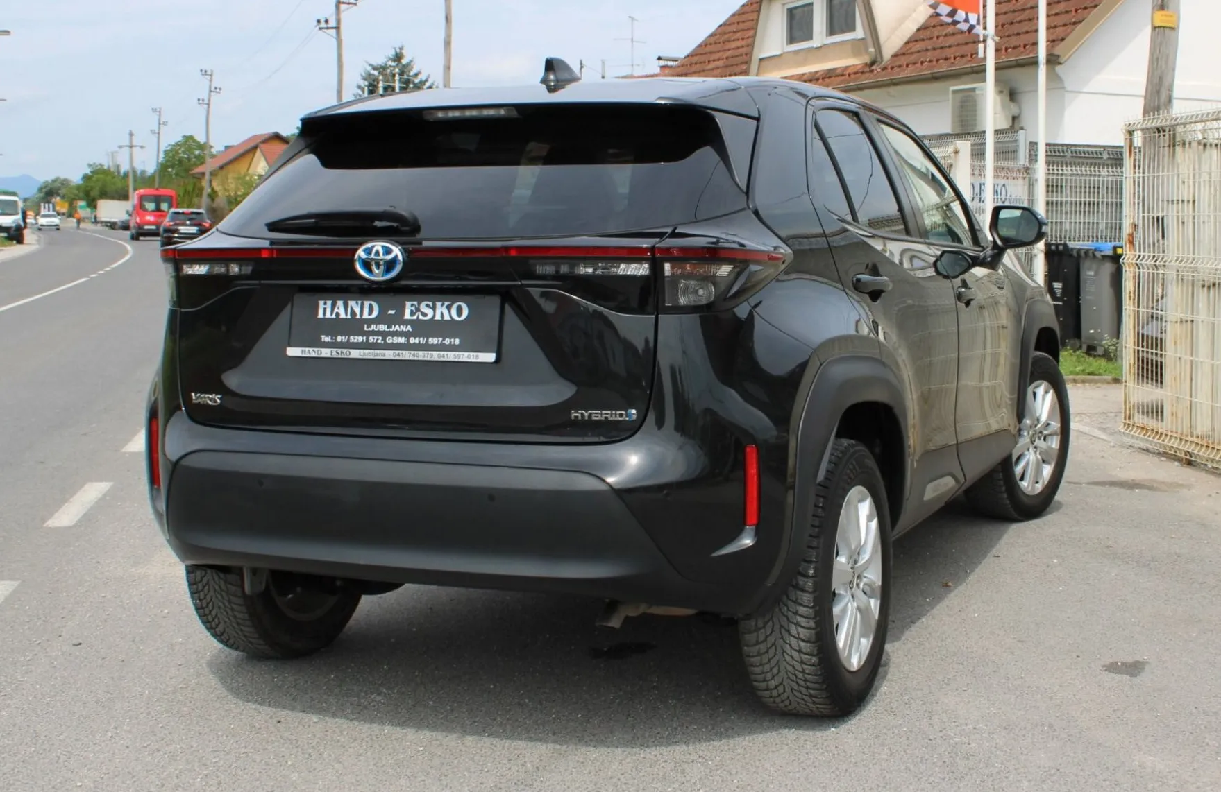 Zunanja slika - Toyota Yaris Cross - Hybrid 1.5 VVT-i Business Avt. - 6