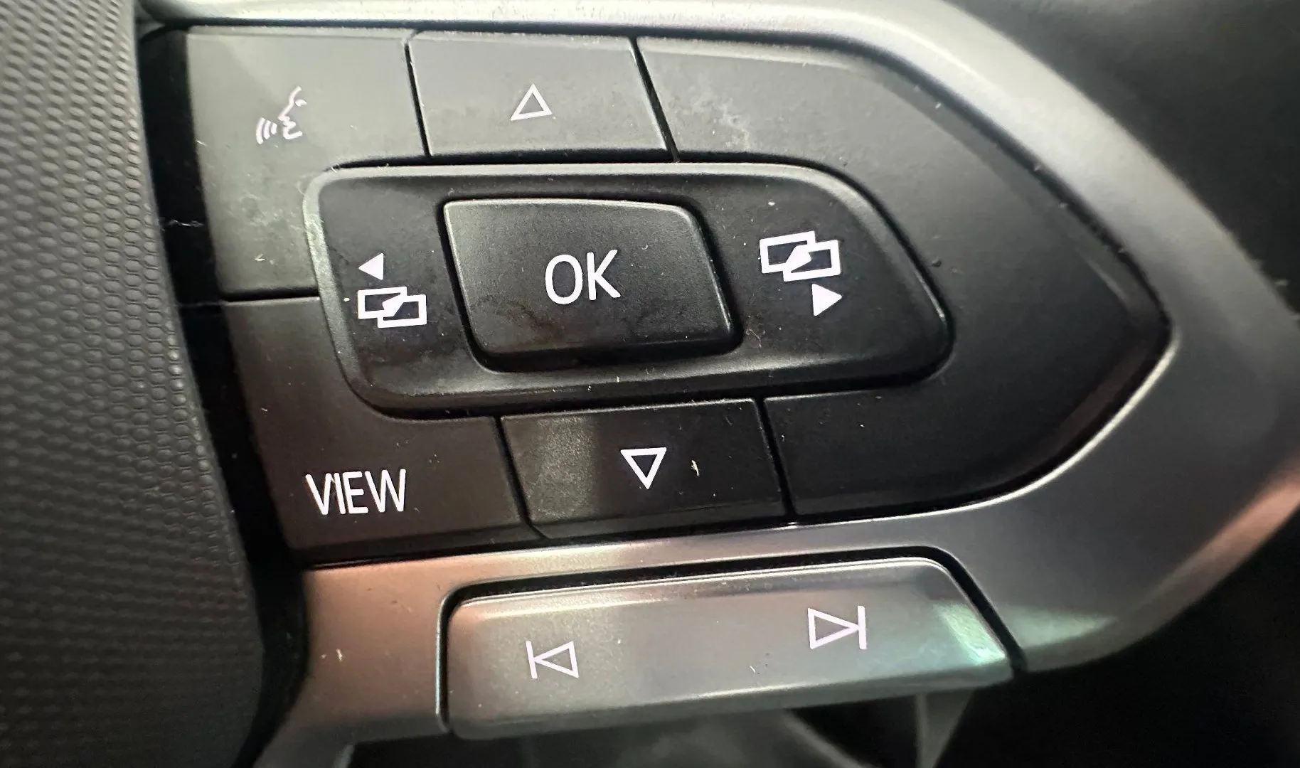 Zunanja slika - Volkswagen Passat - 2.0 TDI Business DSG.NEMŠKI+4ALU.KAMERA.ACC.NAVI - 10