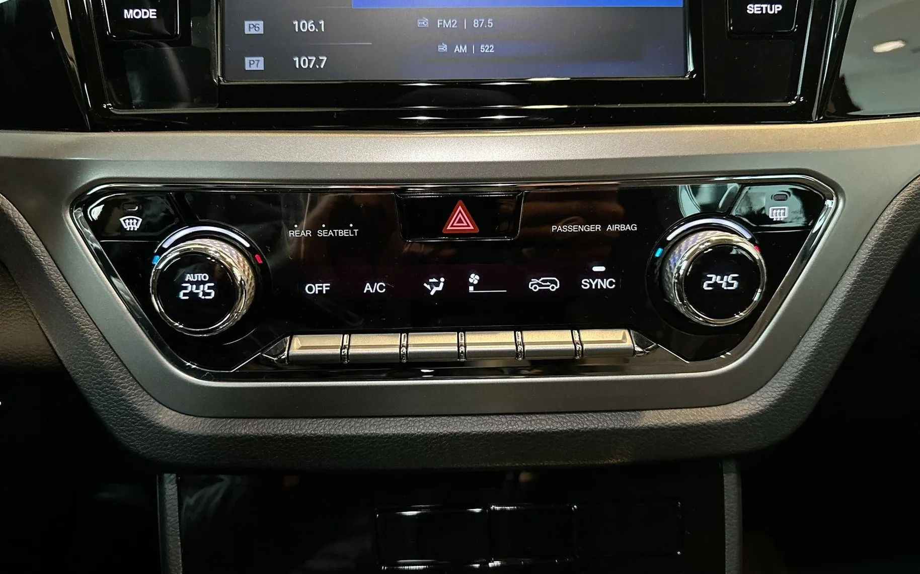 Notranja slika - SsangYong Korando - 1.5 T-GDi Style 2WD MT... - 17