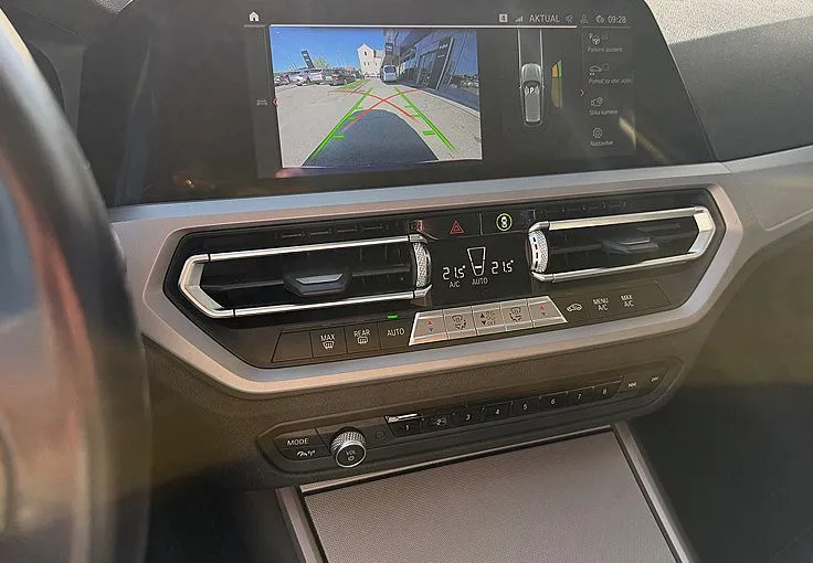 Zunanja slika - BMW Serija 3 - Touring: 318d Touring LED -KAMERA -VIRTUAL -NAVI -USNJE - 7