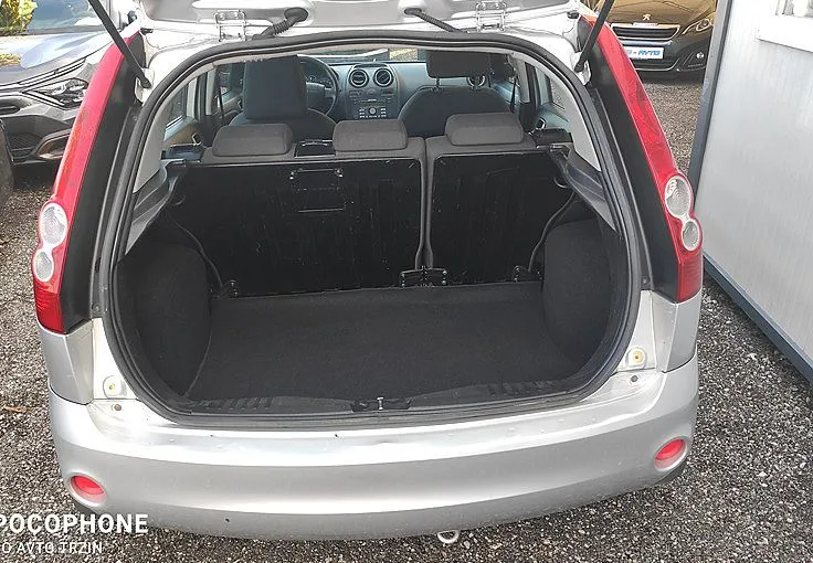Zunanja slika - Ford Fiesta - Comfort 5 vrat 1.3 70 KM-AVTO.KLIMA-SERVO - 10