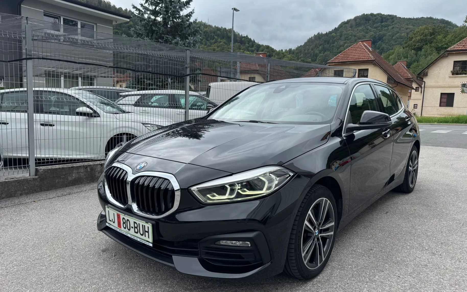 Zunanja slika - BMW Serija 1 - 116d - BUSINESS DESIGN - 2