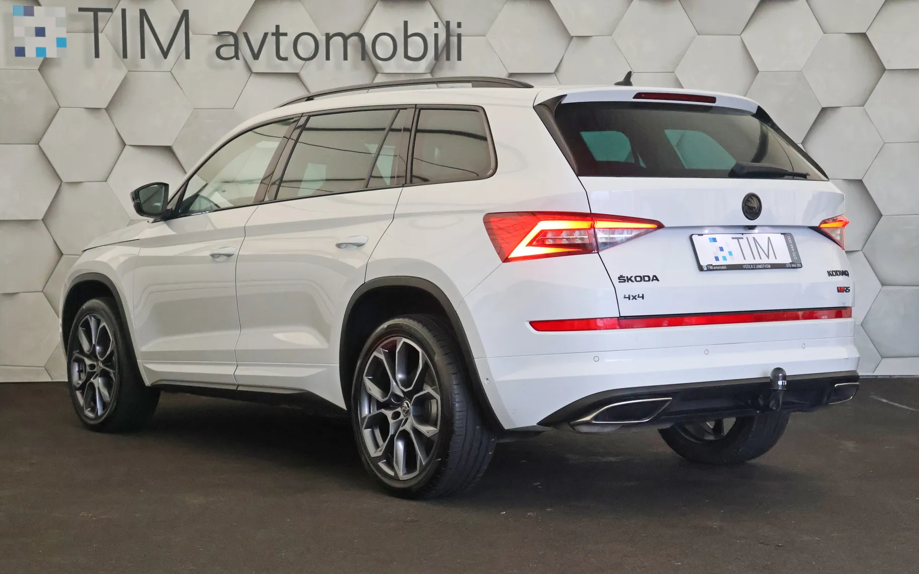 Zunanja slika - Škoda Kodiaq - 2.0 TDI 4X4 DSG 240KM - 4