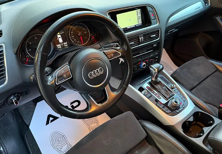 Zunanja slika - Audi Q5 - quattro 2.0 TDI Sport S tronic 1.LASTNIK ALU19 PDC - 9