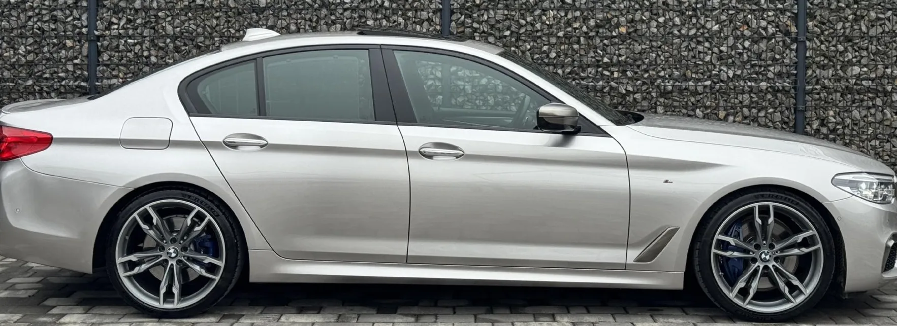 Zunanja slika - BMW Serija 5 - : M550i xDrive |HUD|MEMORY|MASAŽ|PANO|LASER||WEBAST - 8