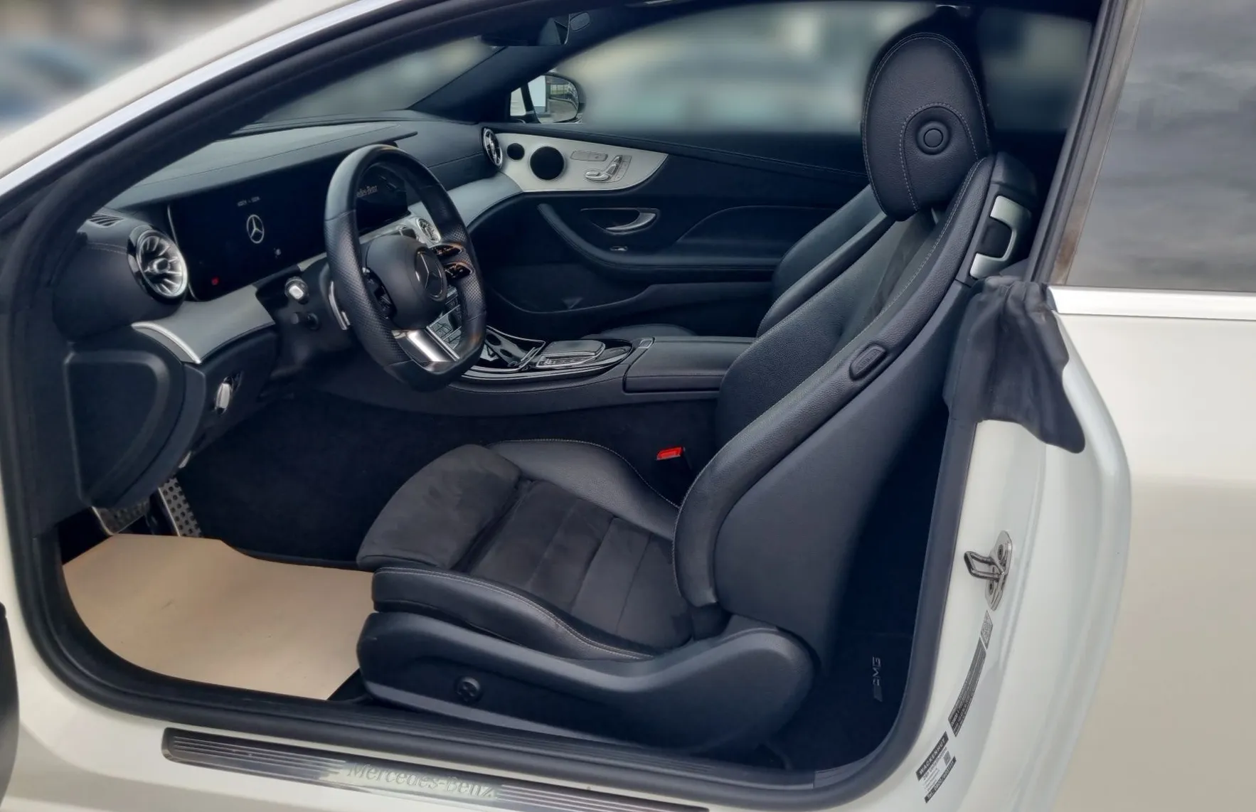 Zunanja slika - Mercedes-Benz E-Razred - E 220 CDI AMG LINE.20 col.distr - 7
