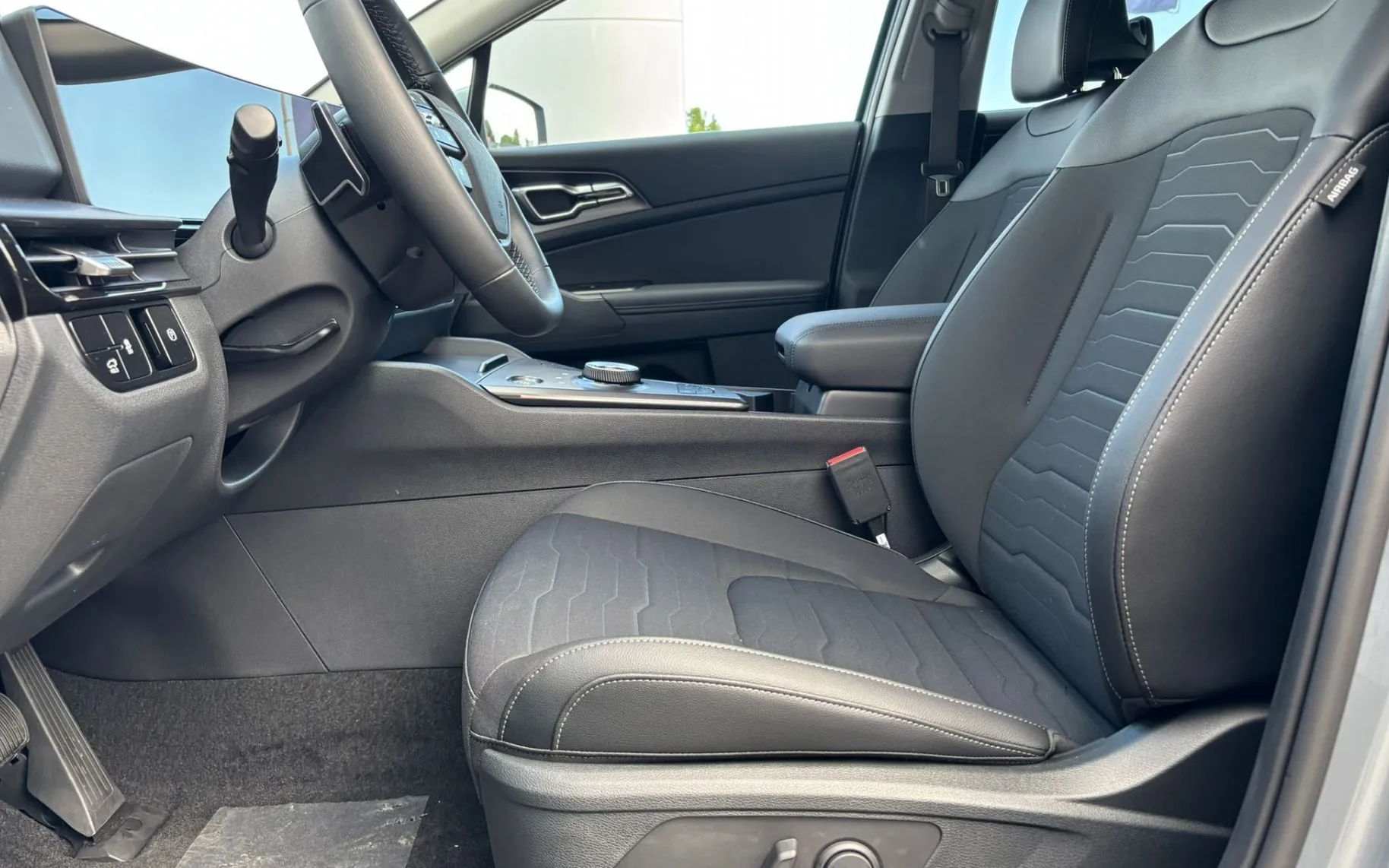 Zunanja slika - KIA Sportage - 1.6 T-GDi 110kW LX Fresh.6 M T - 7