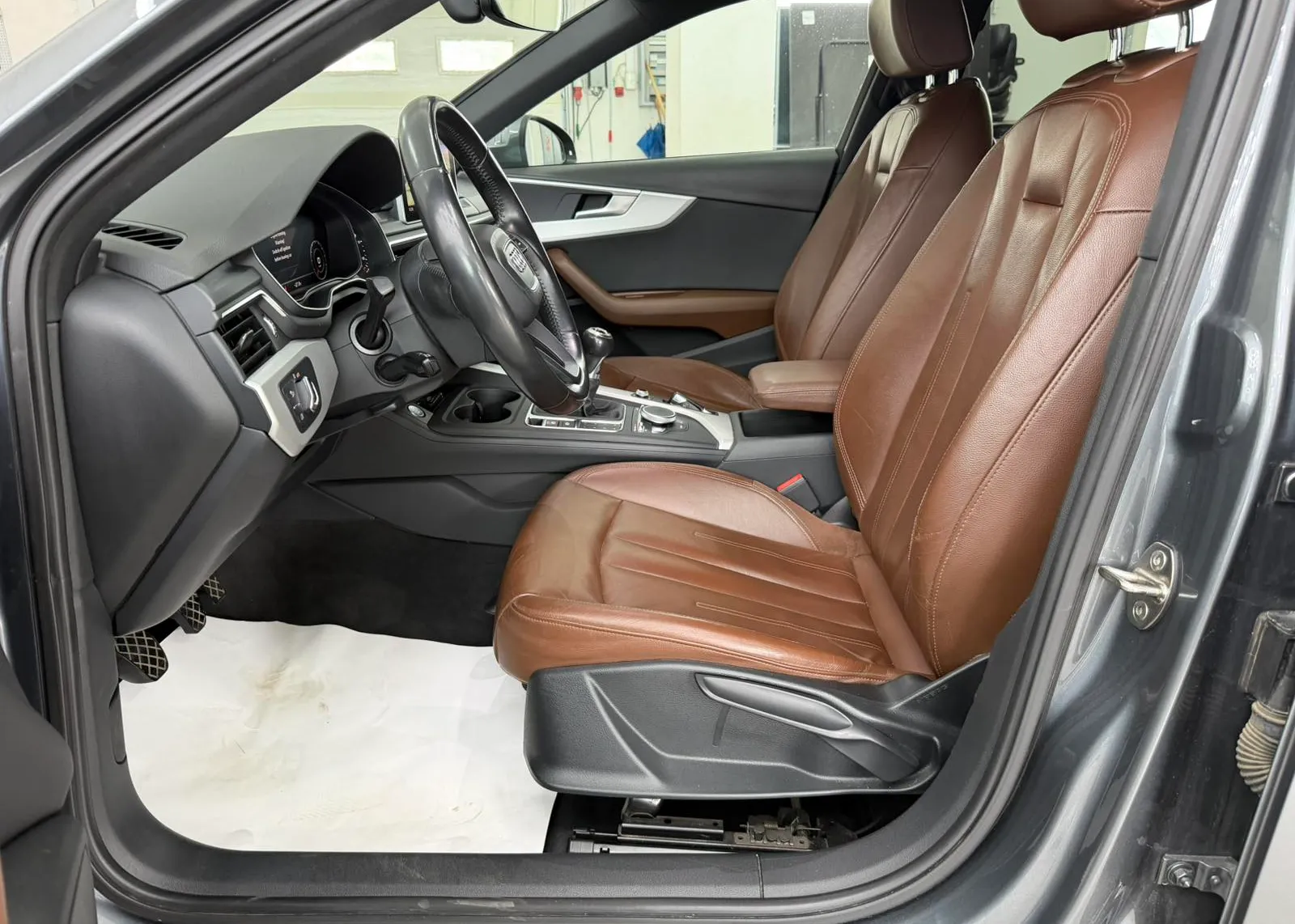 Zunanja slika - Audi A4 - Avant 2,0 TDI (Basis) - 7