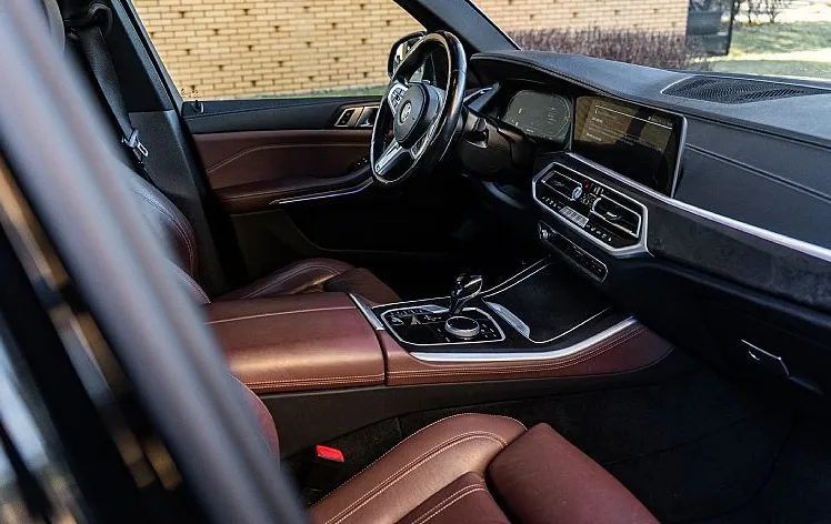 Zunanja slika - BMW X5 - serija : xDrive40d - Msport - LED - Memory - 20 col - Radar - 13