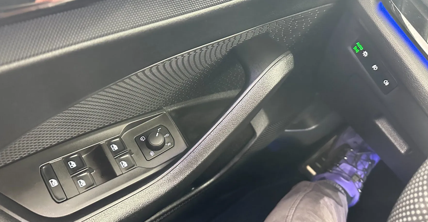 Zunanja slika - Škoda Octavia - Sportline 2.0 TDI 110kW.NEMŠKI+4ALU.NAVI.LED.KAMER - 3