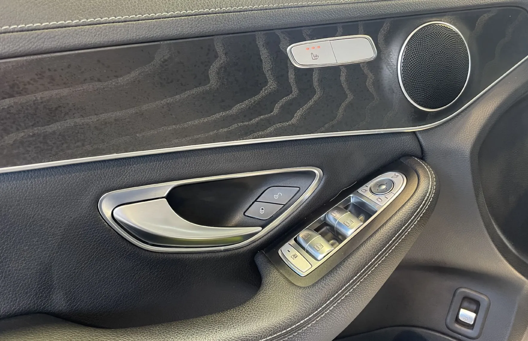 Zunanja slika - Mercedes-Benz C-Razred - AVANTGARDE-HEAD UP-PANO-LED-NAVI-KAMERA-ALU - 18