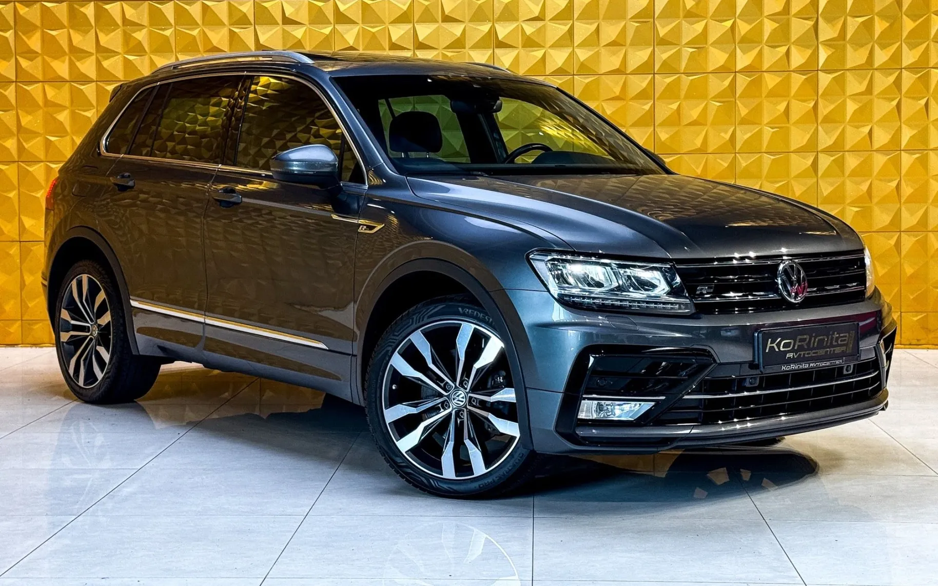 Zunanja slika - Volkswagen Tiguan - 2.0 TDI 4MOTION AUT. R LINE-LED-GRETJE-NAVI - 3