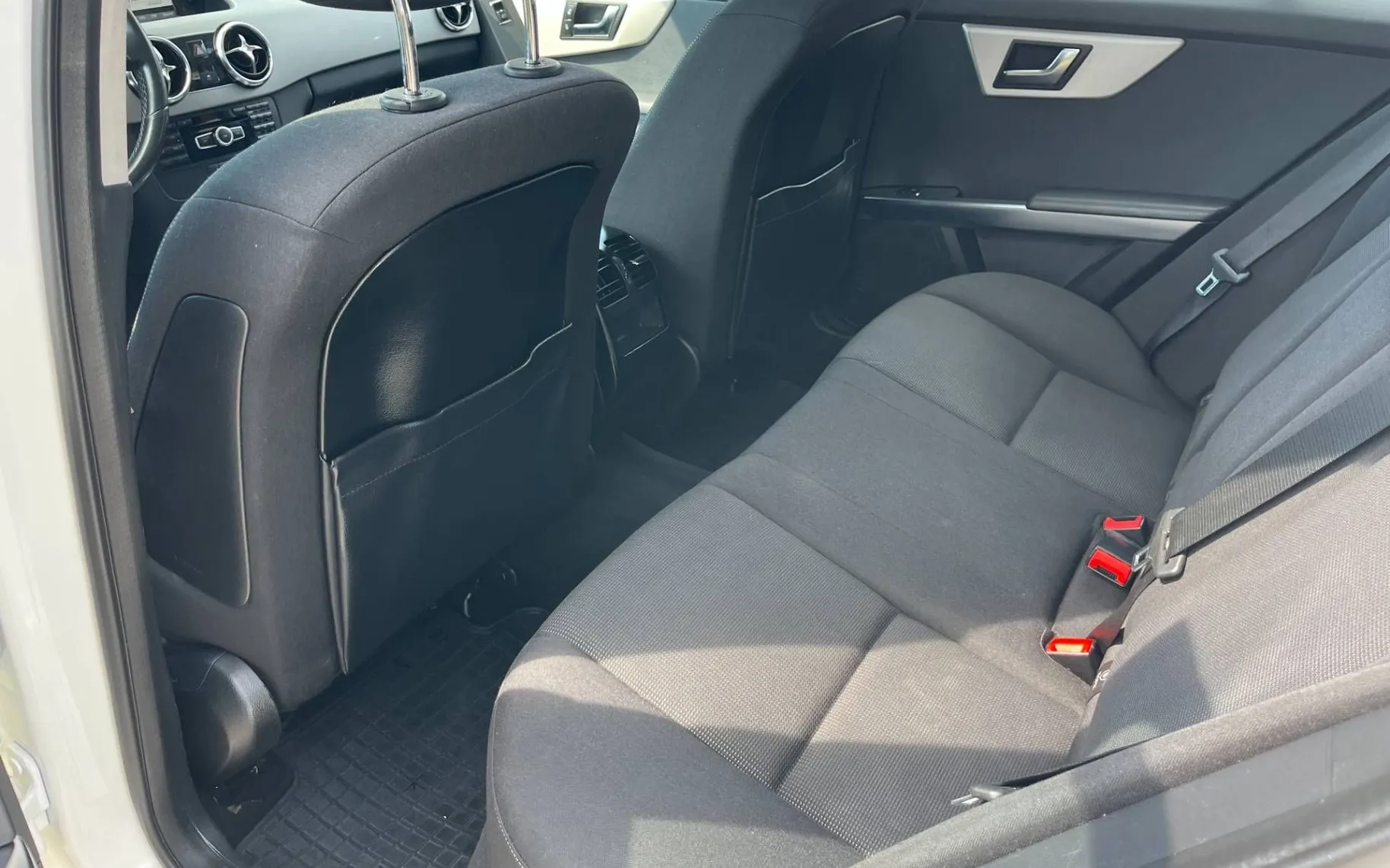 Notranja slika - Mercedes-Benz GLK-Razred - GLK 200 CDI-1 LASTNIK-LED-NAVI-19 COL-ODLIČEN... - 12