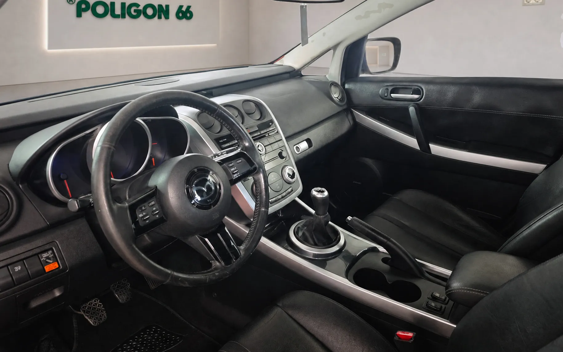 Notranja slika - Mazda CX-7 - 2.3i Turbo-SLOV.POREKLO-4 x 4 POGON-M 2008 - 9