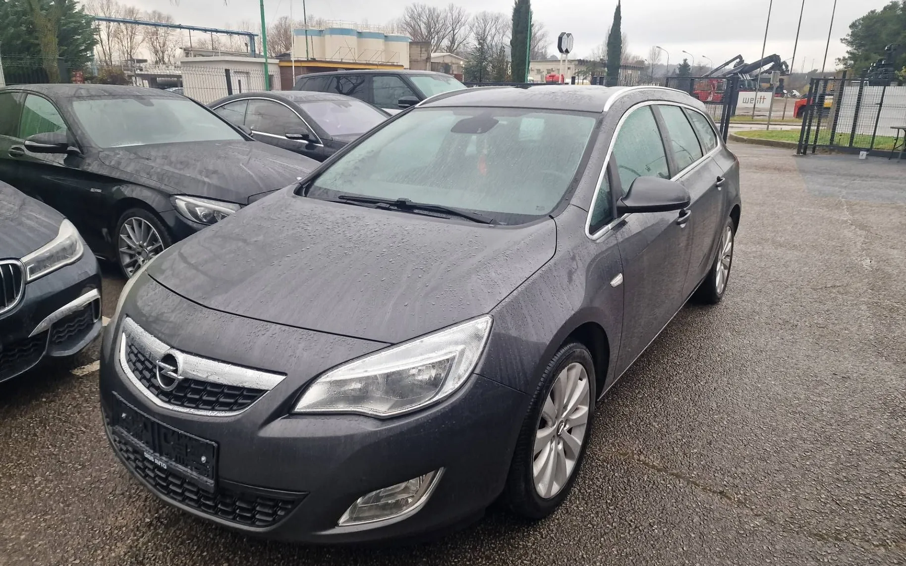 Zunanja slika - Opel Astra - 1.7 CDTI 81KW - 1