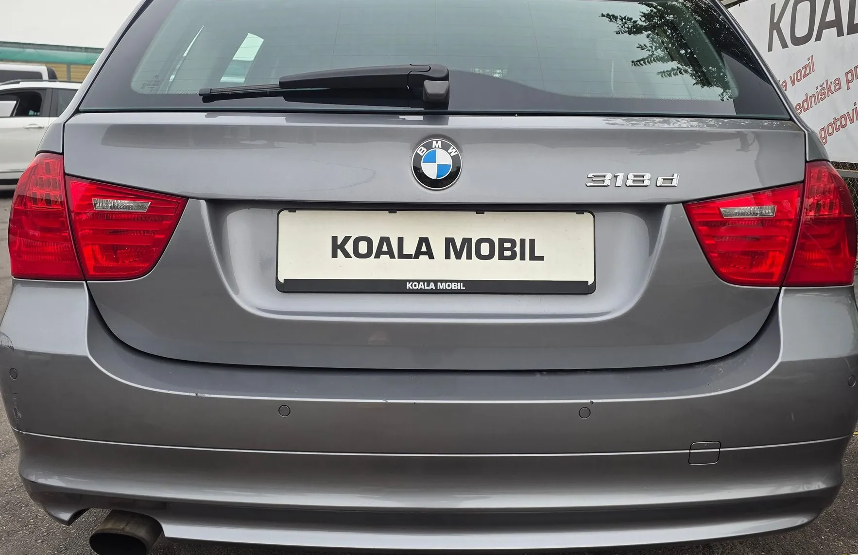 Zunanja slika - BMW Serija 3 - Touring: 318D TOURNING PROF. NAVI-ALU PLATIŠČA-PDC - 5