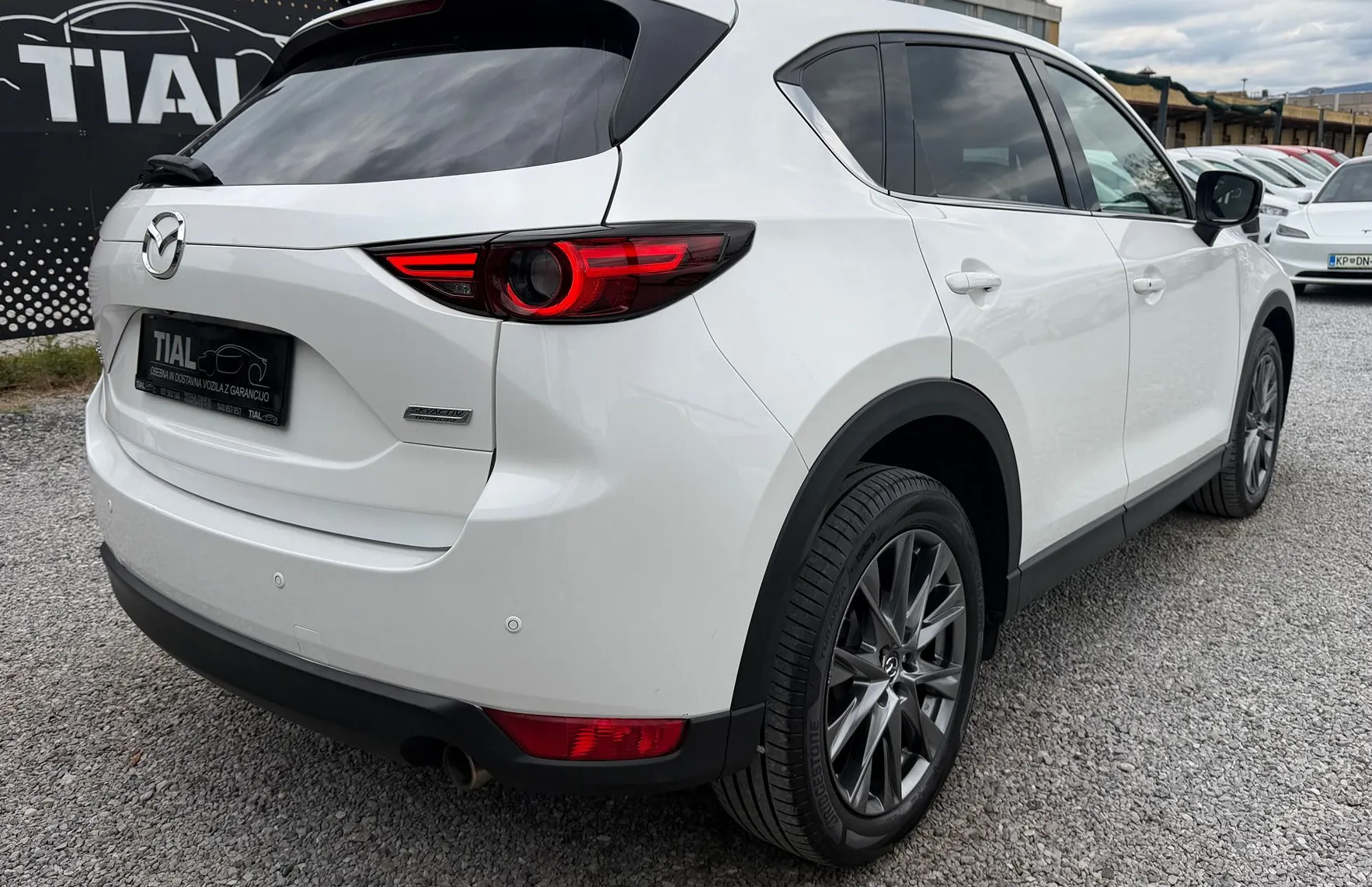 Zunanja slika - Mazda CX-5 - 2.2 D AUT.-PERLA-4X4-NAVI-KAM-ACC-HUD-SLO-ODLICEN - 7