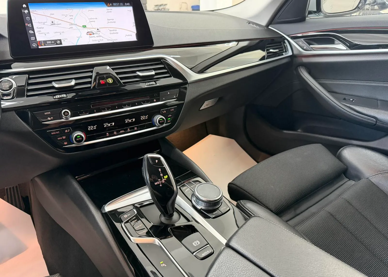 Zunanja slika - BMW Serija 5 - 520d xDrive Avt. - 5