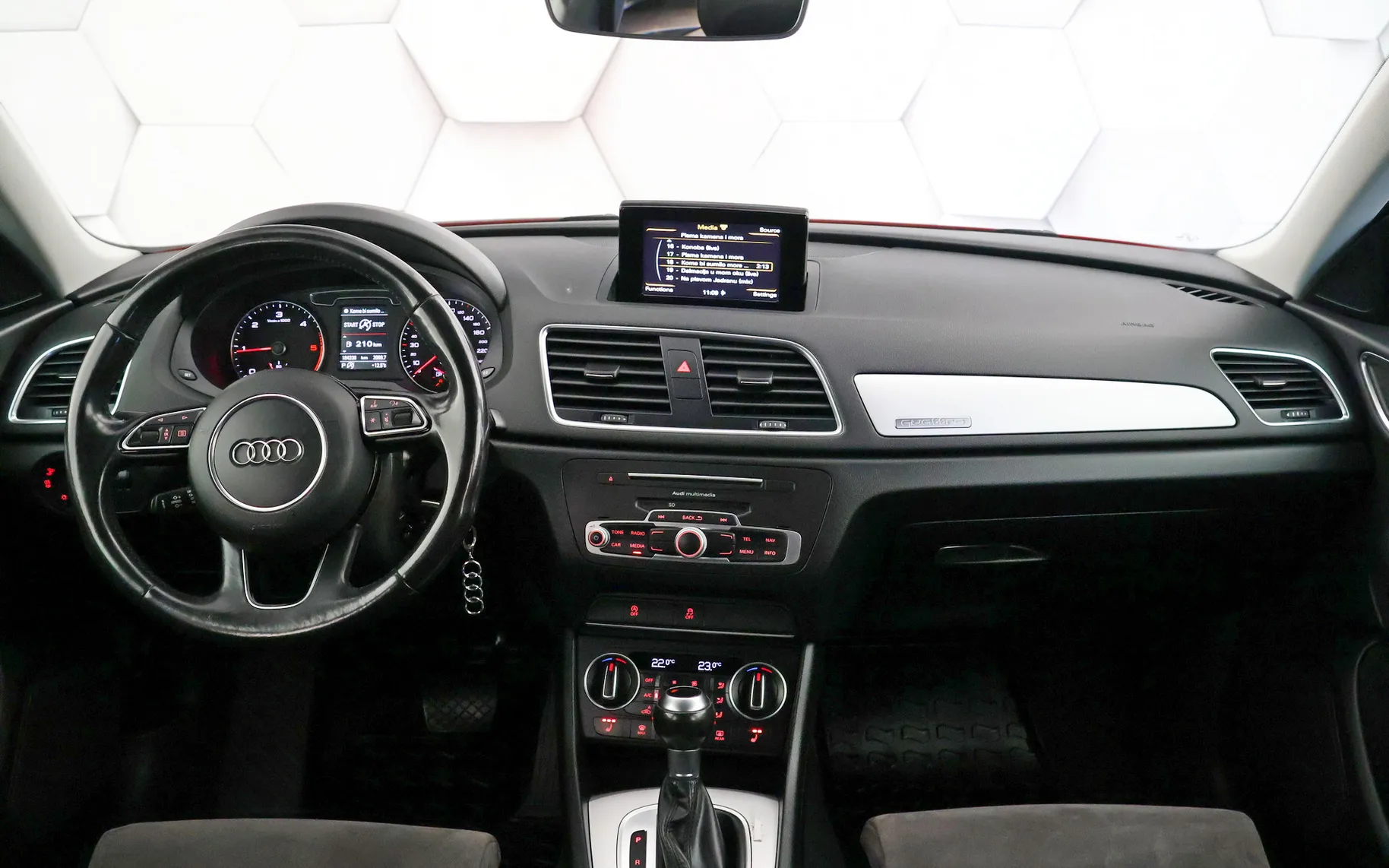 Zunanja slika - Audi Q3 - 2.0 TDI Quattro S-tronic 184KM - 7