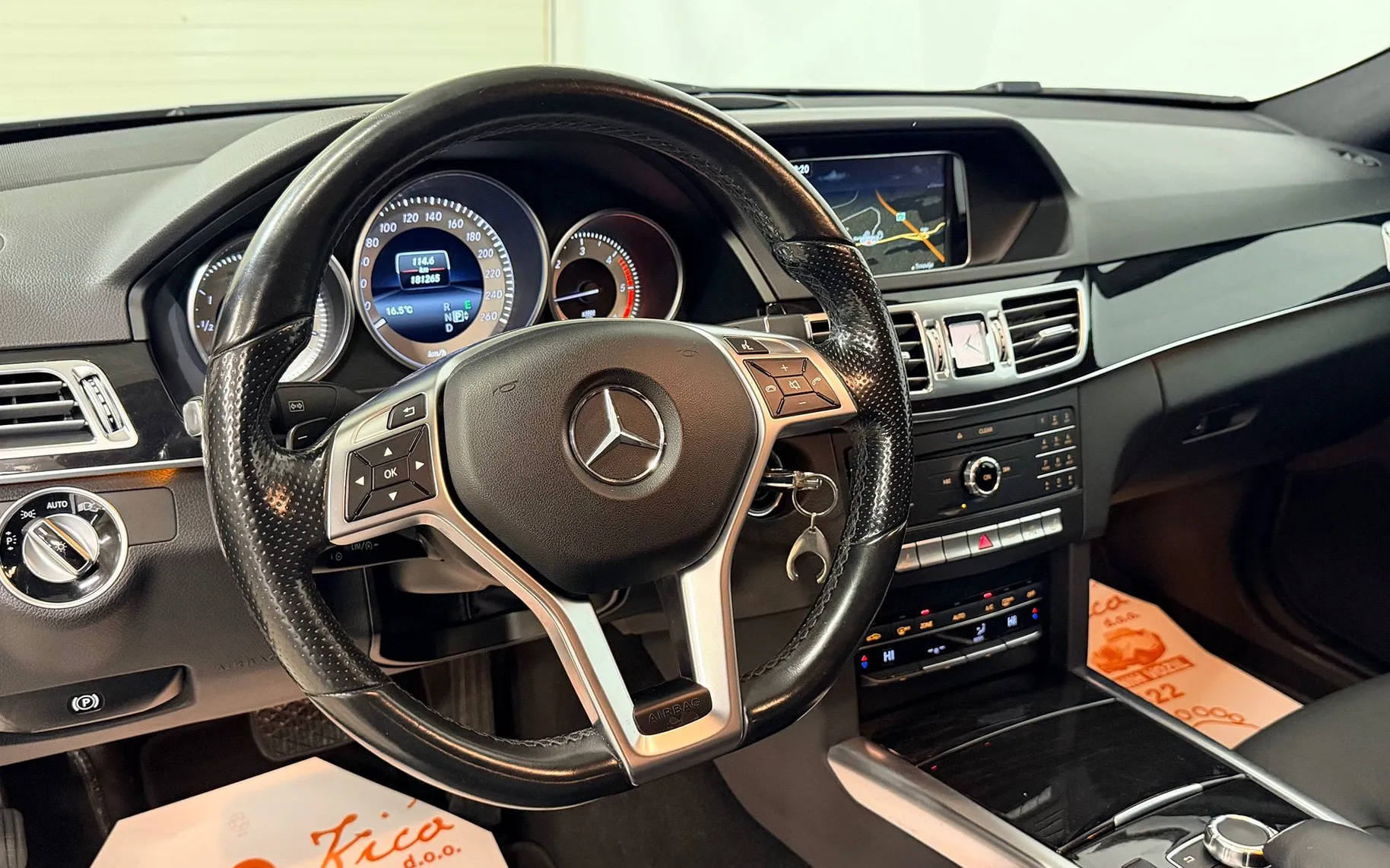 Notranja slika - Mercedes-Benz E-Razred - 200 CDI-EDITION-AUT-BI-XENON-LED-NAVIGACIJA-TEMPO. - 9