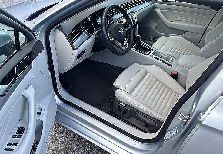 Zunanja slika - Volkswagen Passat - Variant 2.0 TDI  Elegance DSG -NAVI-F1-USNJE-KAM- - 5