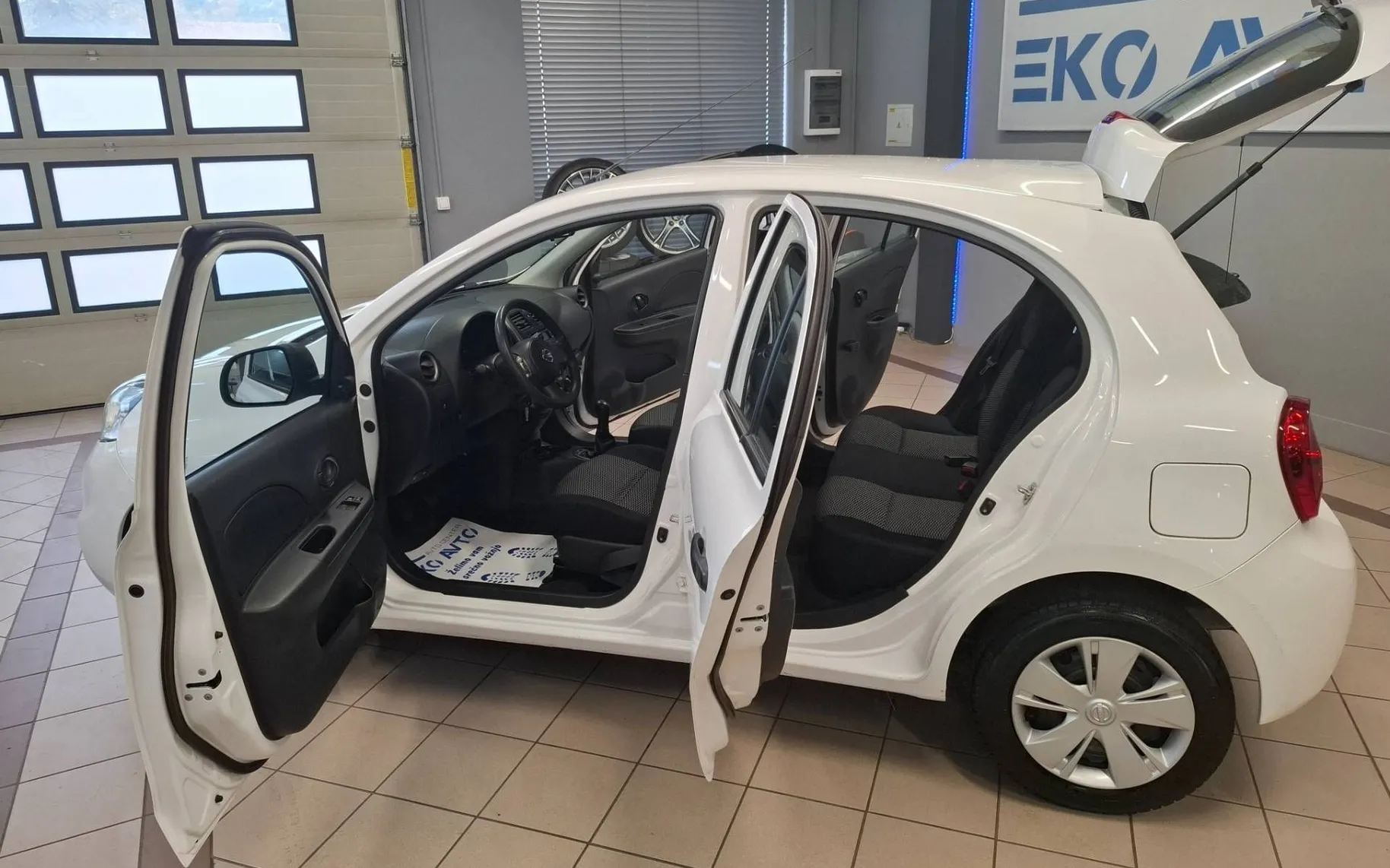 Zunanja slika - Nissan Micra - 1.2 Acenta 5 VRAT-KLIMA-SLO-ODLIČNO OHRANJENA - 5