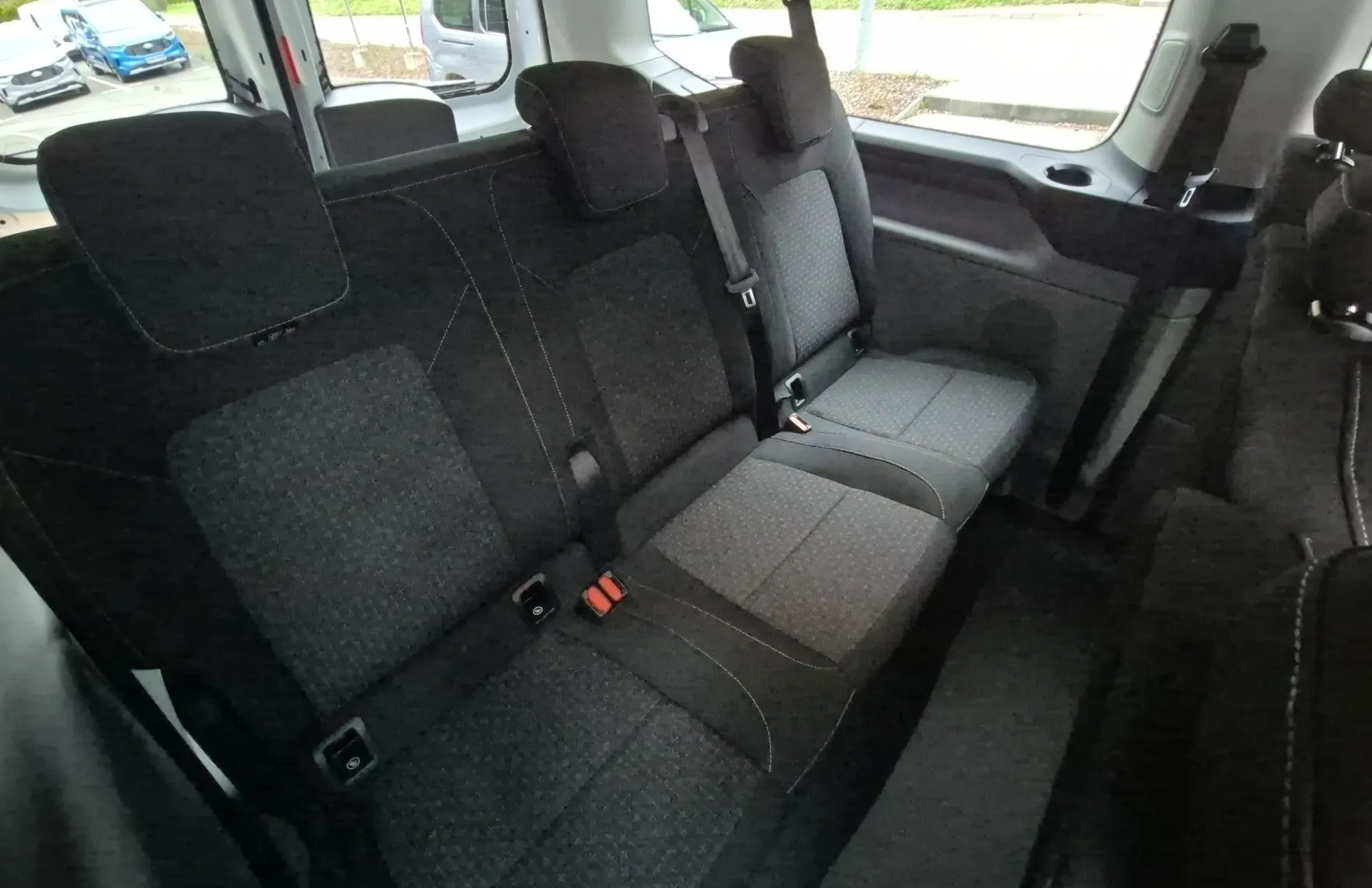 Zunanja slika - Ford Transit - E- Custom - 11