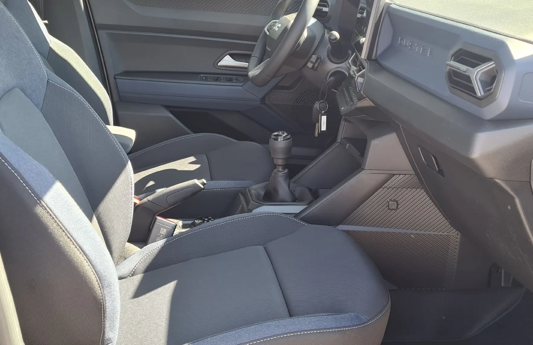 Zunanja slika - Dacia Duster - 1.2 TCe 130 EXPRESSION 4x4 - 11