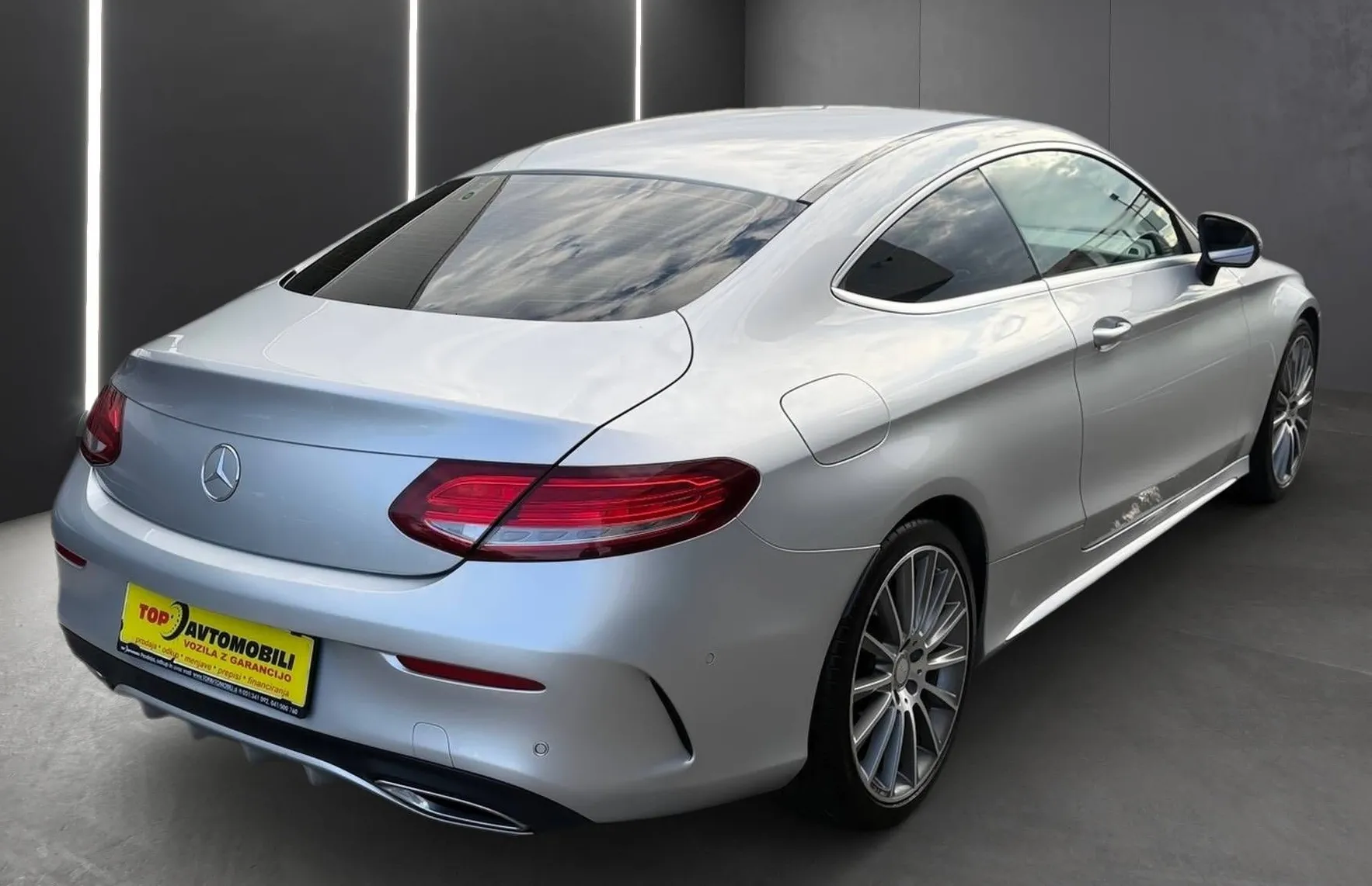 Zunanja slika - Mercedes-Benz C-Razred - C COUPE 220d AMG LINE FULL LED NAVI TEMP PDC TOP - 8