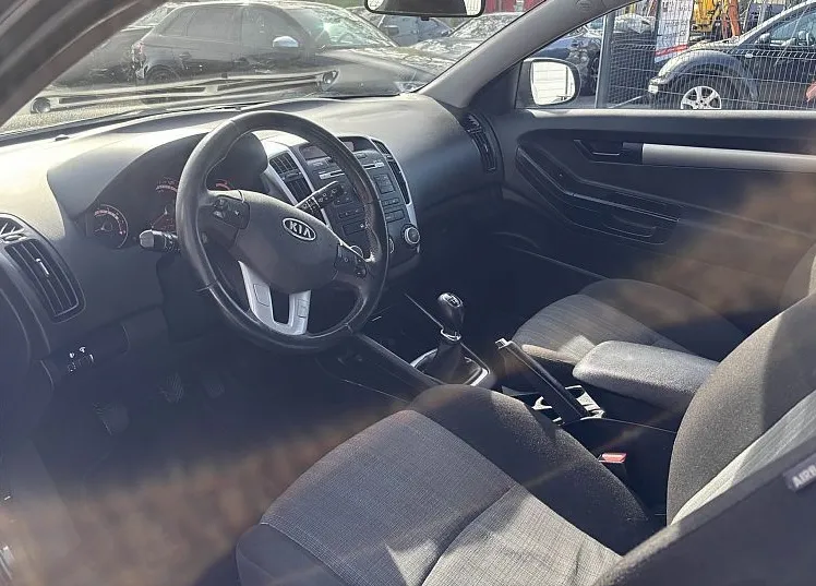 Zunanja slika - KIA Ceed - 1.4 benc. NA KREDIT BREZ POLOGA - 10