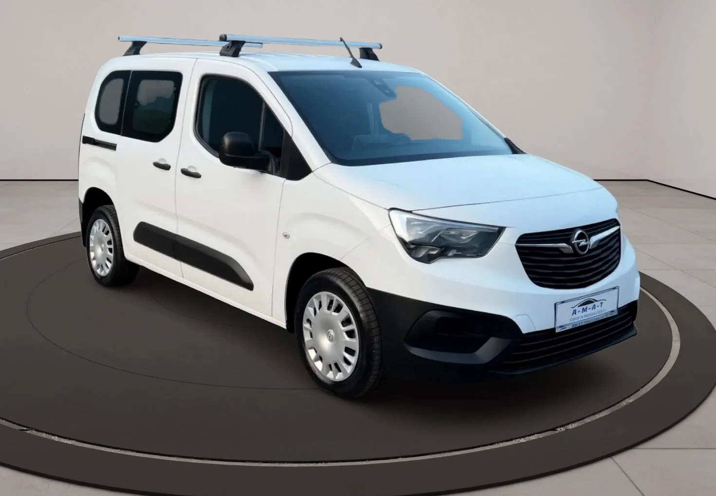 Zunanja slika - Opel Combo - 1.5D 75kw od1 lastnika servisna potrjena garancija - 1