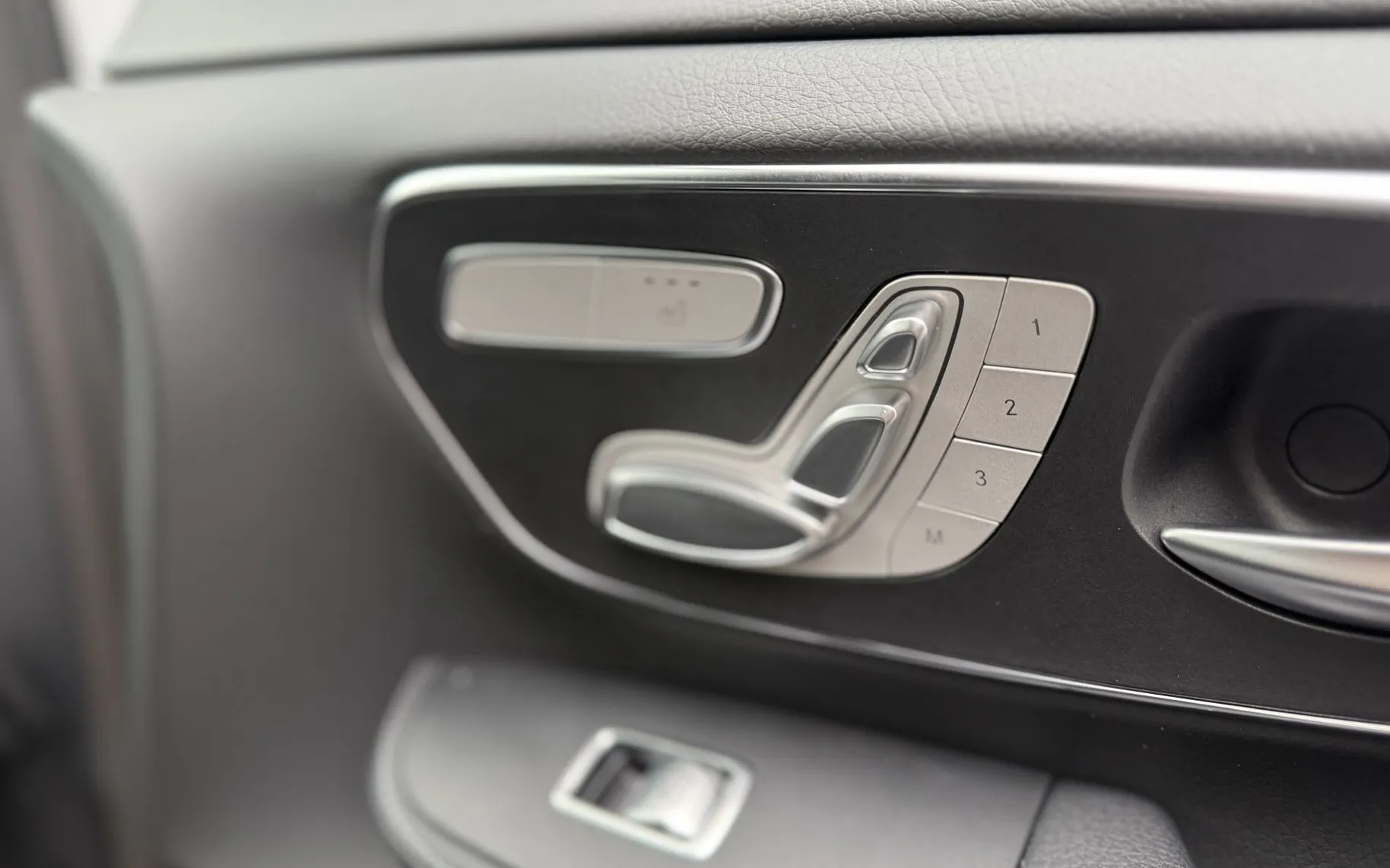 Zunanja slika - Mercedes-Benz V-Razred - V 300 d AVANTGARDE dolgi - 18