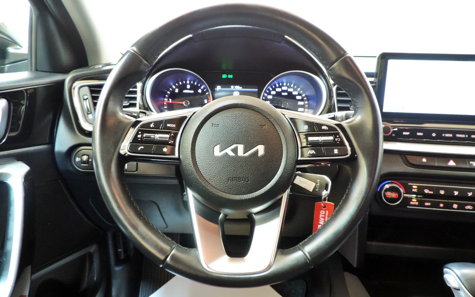 Zunanja slika - KIA XCeed - 1,6 CRDi MHEV LX Joy ISG DCT - 14
