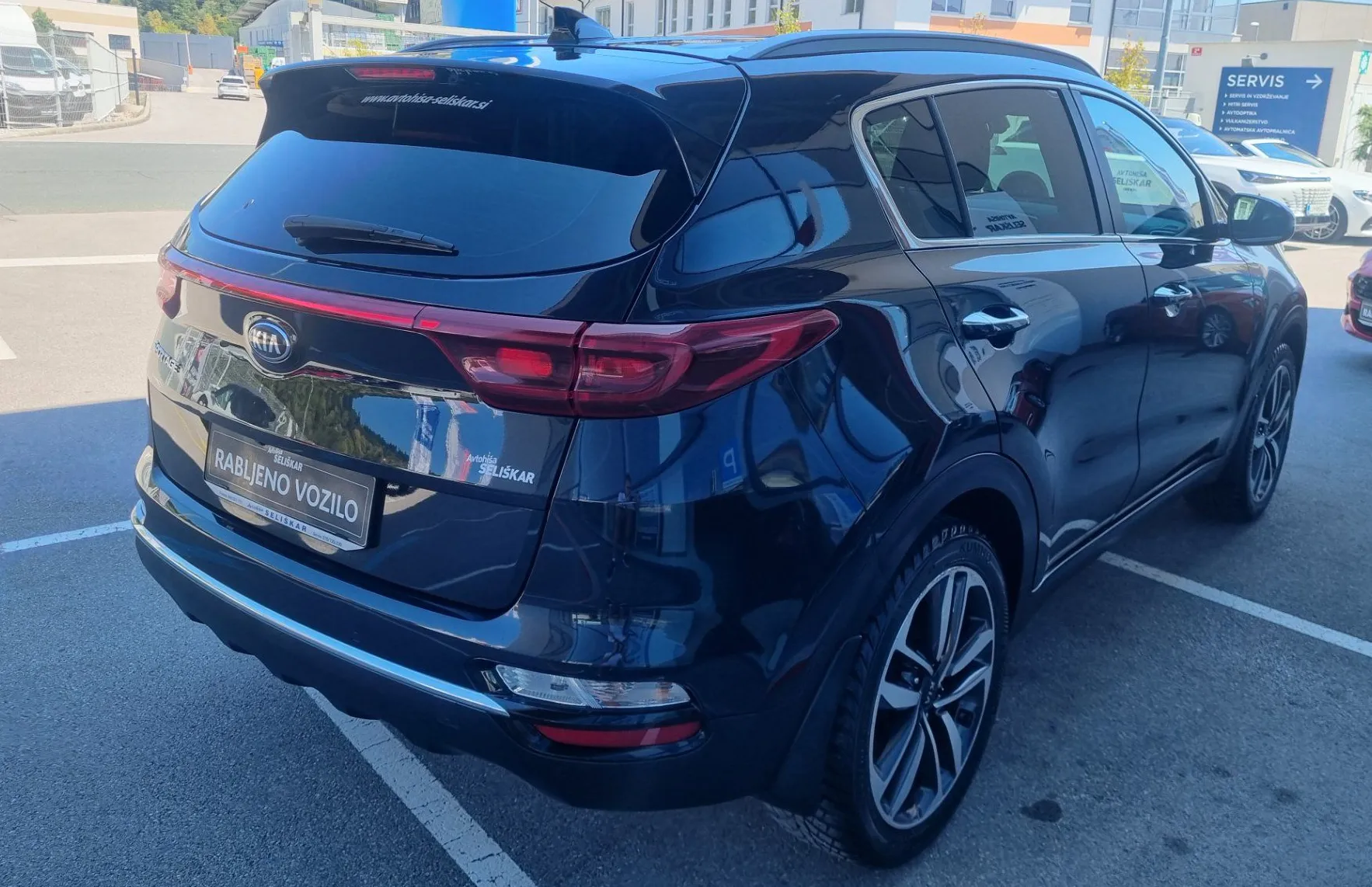 Zunanja slika - KIA Sportage - 2WD 1.6 TD - SLOVENSKI + 1. LASTNIK + ZGODOVINA - 8