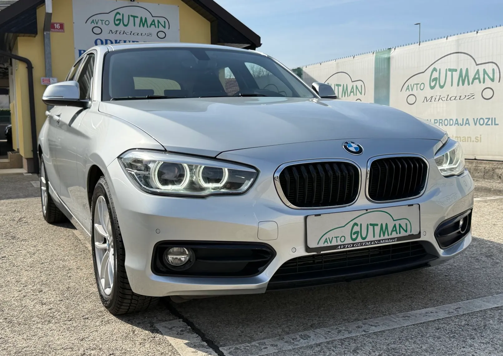 Zunanja slika - BMW Serija 1 - 1 Series 114//d / Sportline - 1