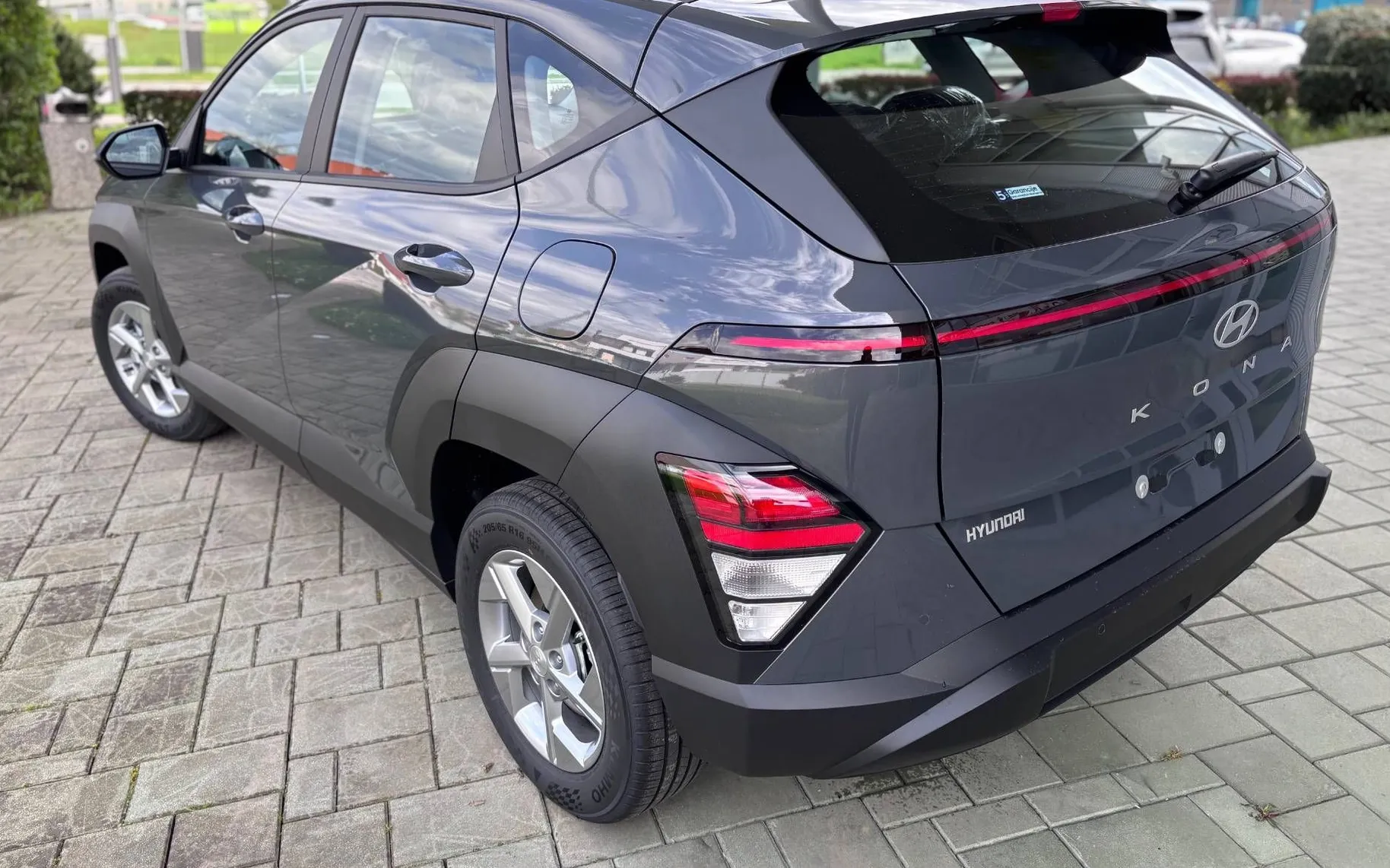 Zunanja slika - Hyundai Kona - 1.6 GDI Hybrid Style DCT TRA DECEMBRSKA AKCIJA - 4
