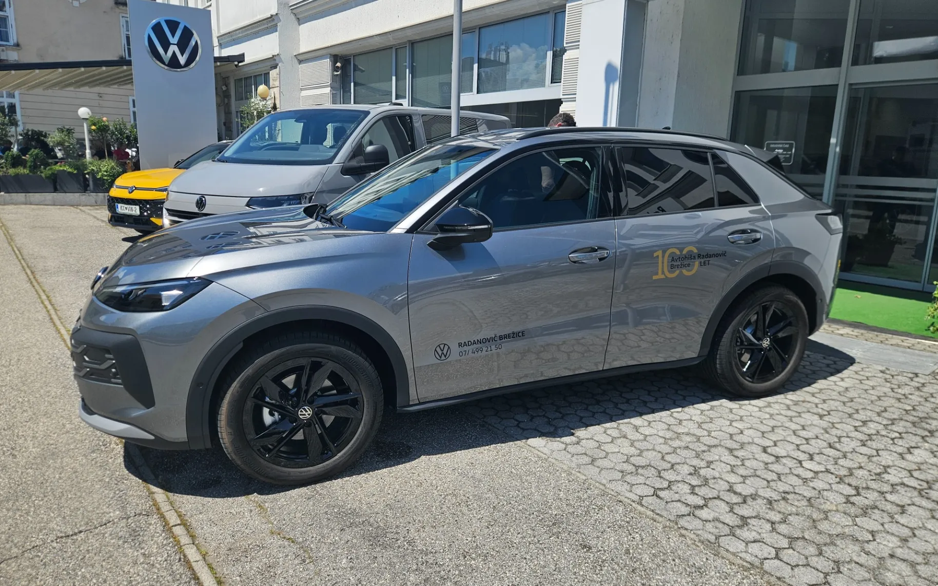 Zunanja slika - Volkswagen T-Roc - 1.5 eTSI Style DSG - 5