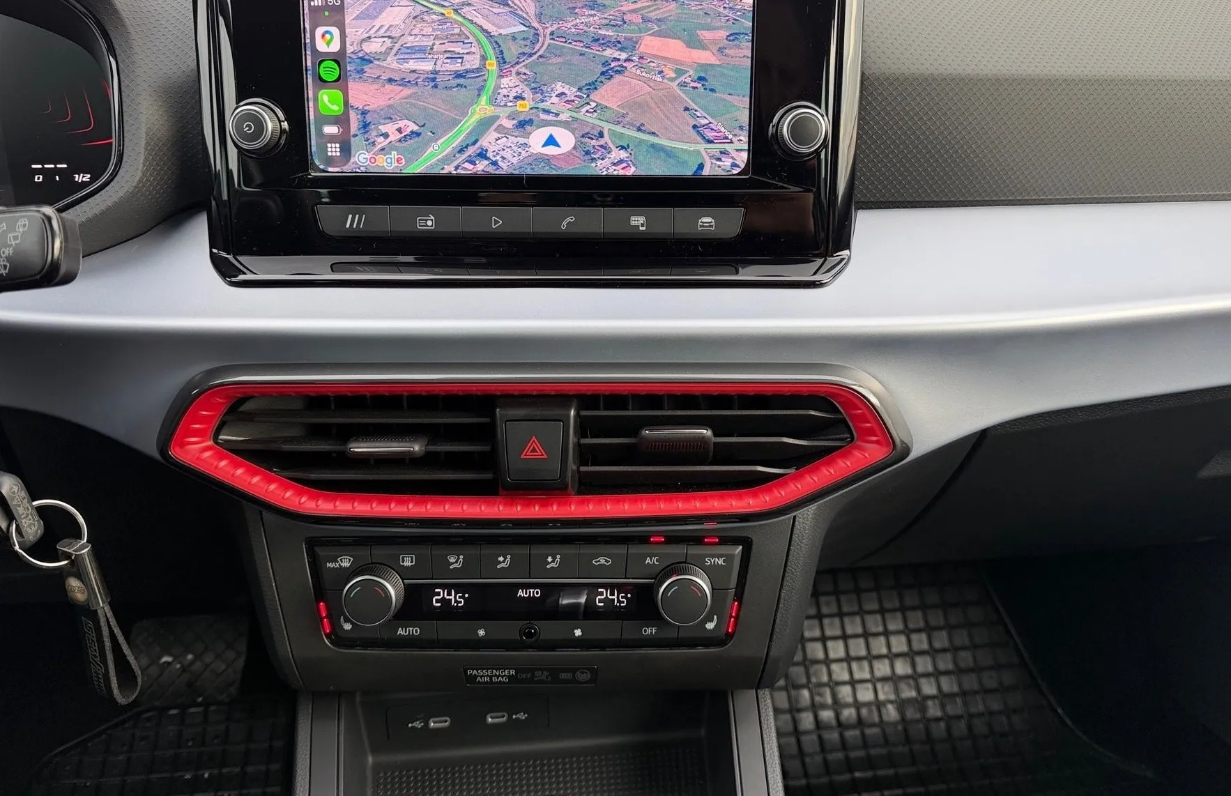 Zunanja slika - Seat Ibiza - FR 1.0 TSI DSG-SLO-Panorama-Gretje sedežev-Kamera. - 8