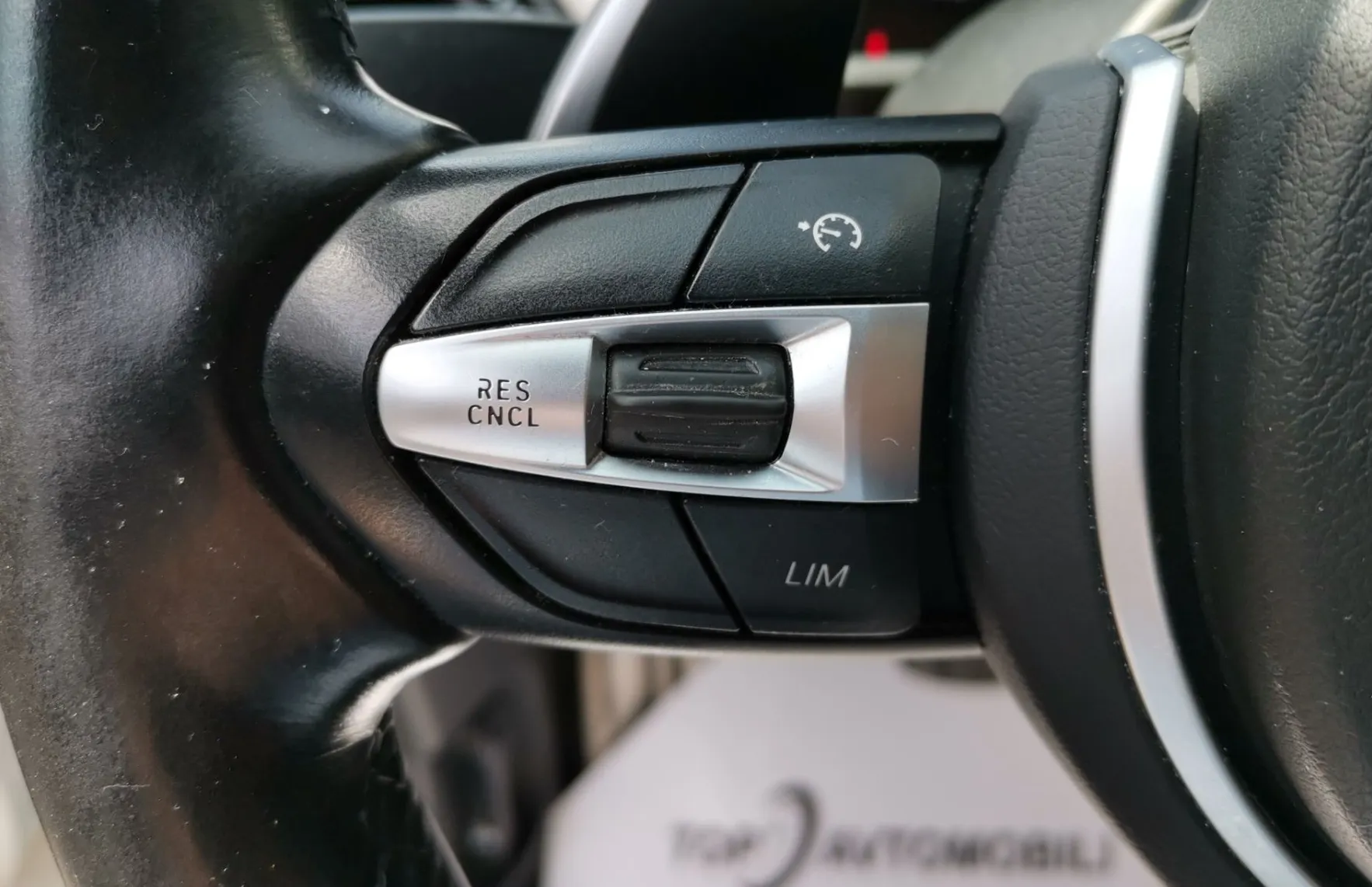 Zunanja slika - BMW X1 - serija : xDrive20d M PAKET LED NAVI PDC TEM KAMERA TOP - 15