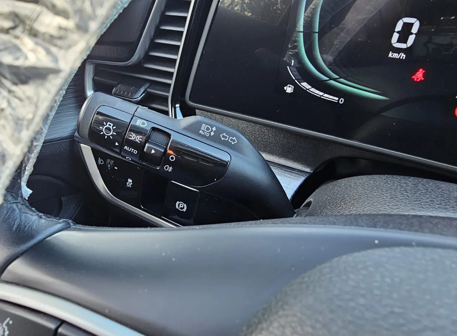 Zunanja slika - KIA Sportage - 1.6CRDi StyleDCT|fuLED|AC|kamera|NAVI|ASSIS|28tKM - 16