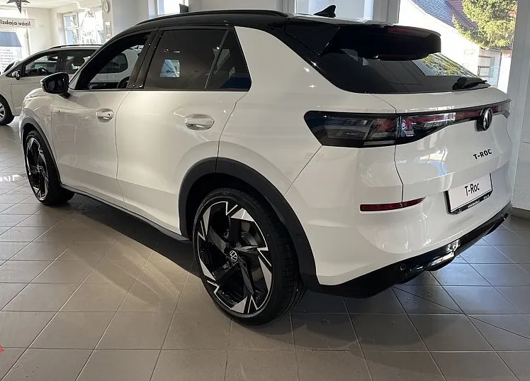 Zunanja slika - VW T-Roc - 1.5 eTSI R-line DSG 110kW   150 KM - 3