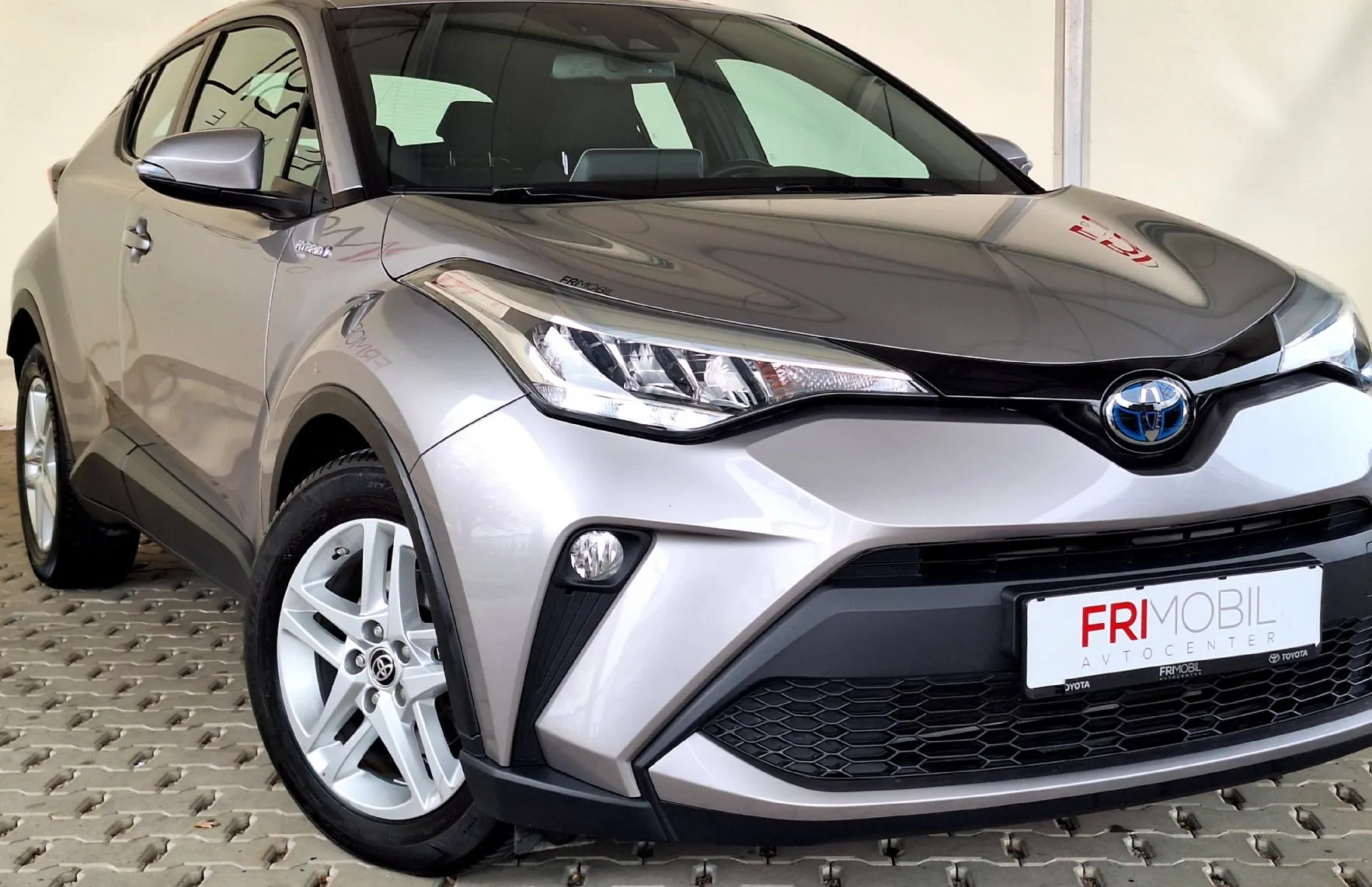 Zunanja slika - Toyota C-HR - Hybrid 1.8 C-ENTER E-CVT MY22 - 2