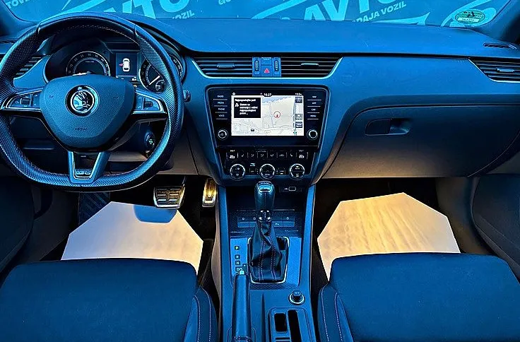 Zunanja slika - Škoda Octavia - RS 2.0 TDI DSG 135 kW+ALU19+LED+F1+FACELIFT+UGODNO - 9