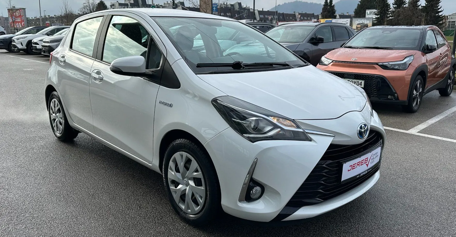 Zunanja slika - Toyota Yaris - Hybrid 1.5 VVT-i Stella Avt. SLO POREKLO - 7