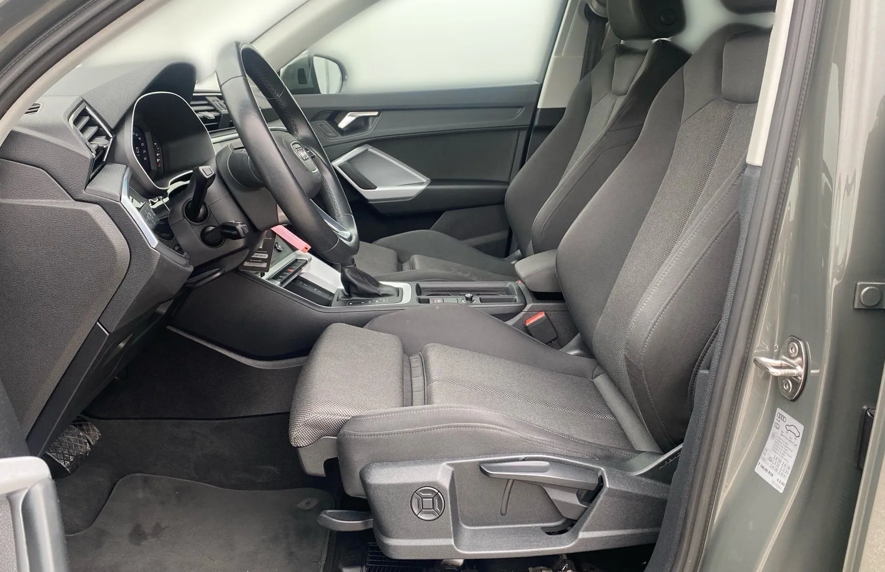Zunanja slika - Audi Q3 - 35 TFSI S tronic Advanced ... - 7